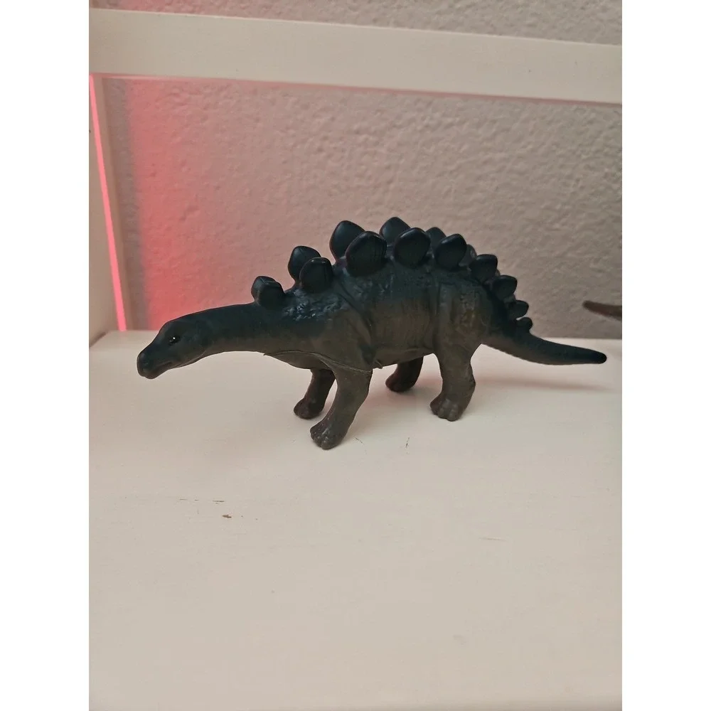 Plastic Dinosaur Toy Figures Lot of 4 Triceratops‎ Brachiosaurus